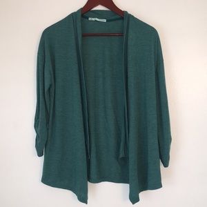 Woman’s Maurice’s cardigan